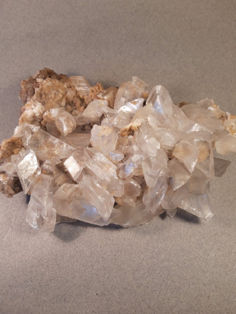 Mineraler og Ædelsten, Selenite