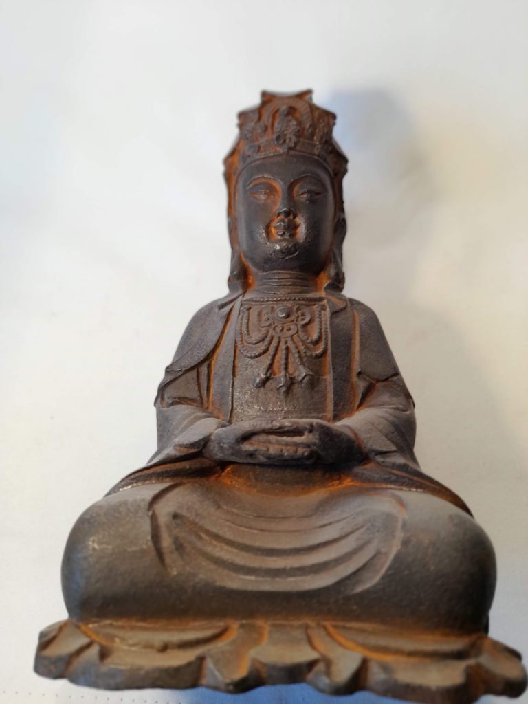 Kina, Ming, Guanyin Buddha i Jern